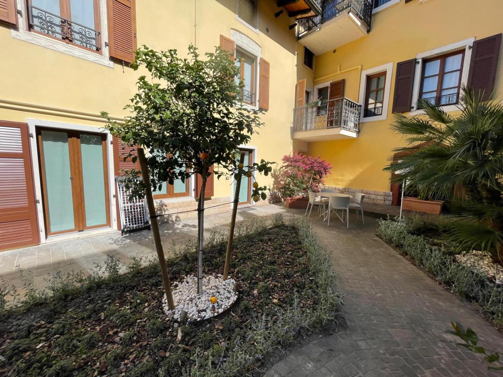Aparthotel Residence Villa Degli Aranci Riva del Garda